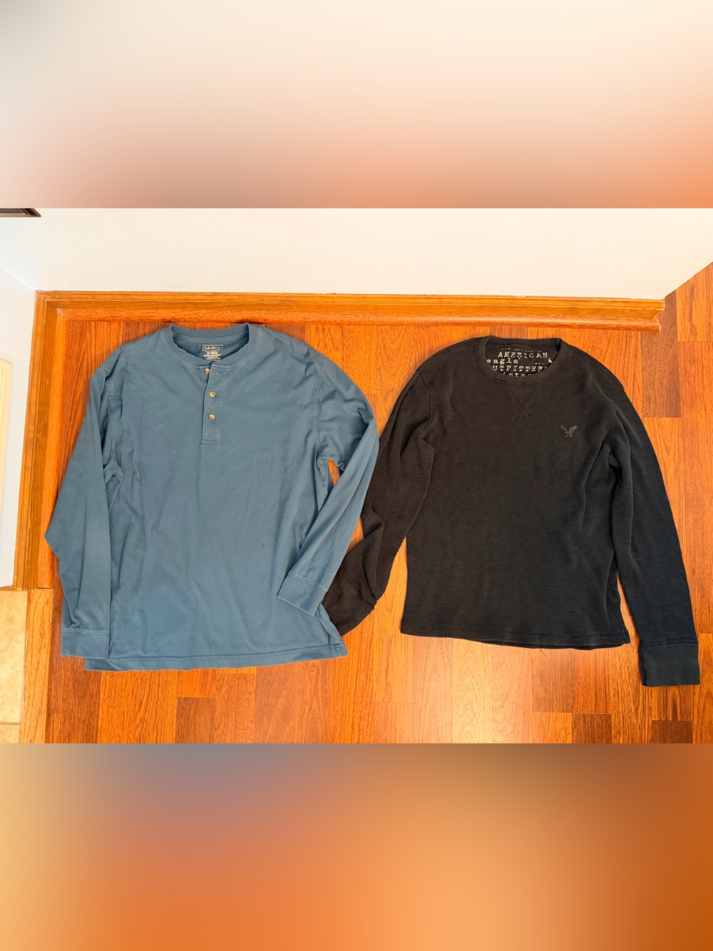 L.L. Bean Men's Black Crewneck Sweater & AE Black Thermal Shirt Size Medium